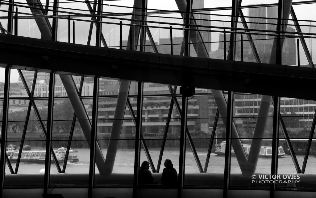 London - City Hall - Outside Inside